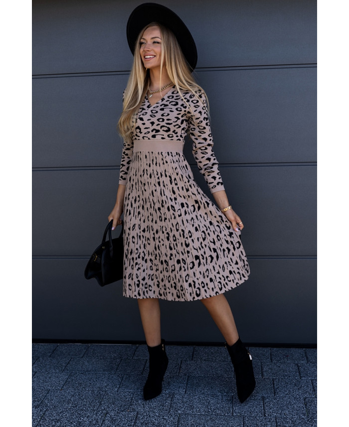 Sukienka Swetrowa w Centki