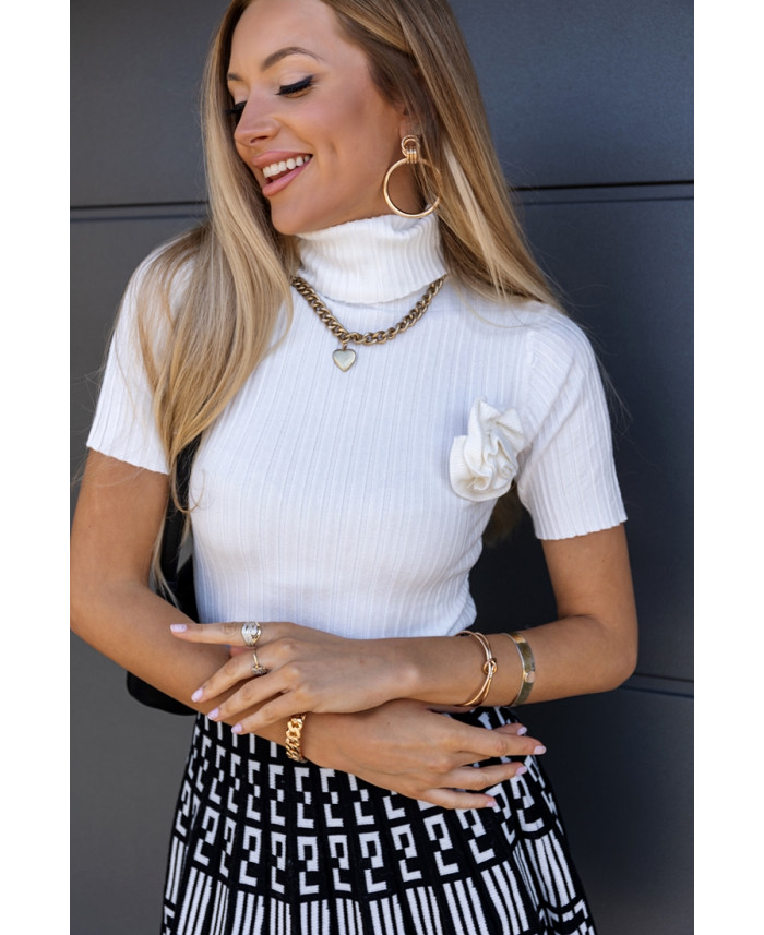 Golfik Sweterkowy Flower Ekri